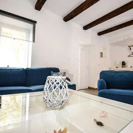 Holiday Home Ante - Garden Terrace *