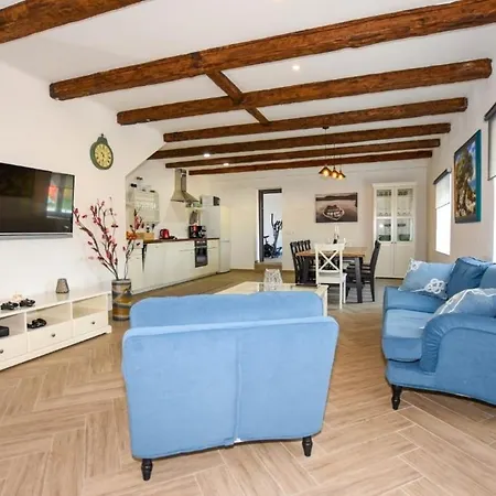 Hébergement de vacances Holiday Home Ante - Garden Terrace